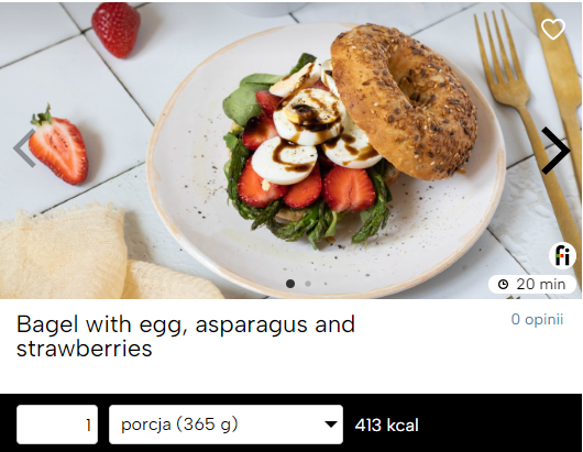 Bagel with egg, asparagus and strawberries fitatu